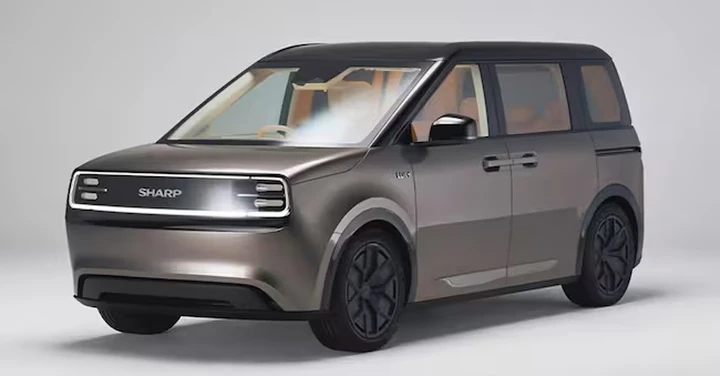 Sharp debutta nell’automotive con il minivan elettrico LDK Plus