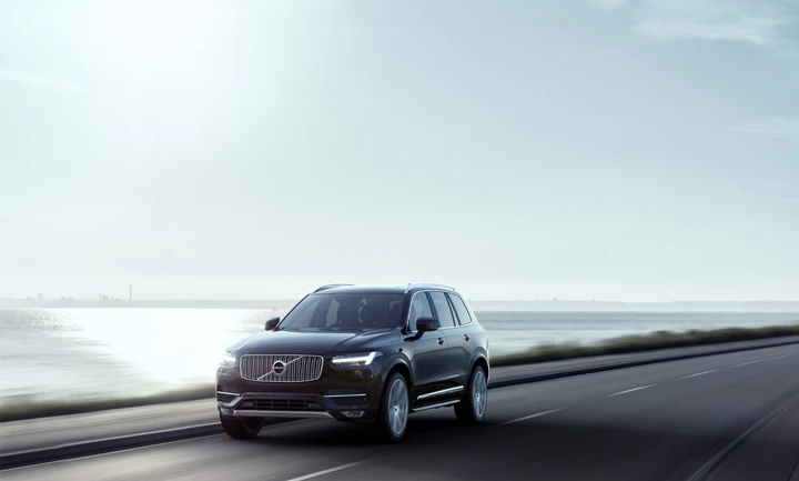 Nuova Volvo XC90: immagini ufficiali