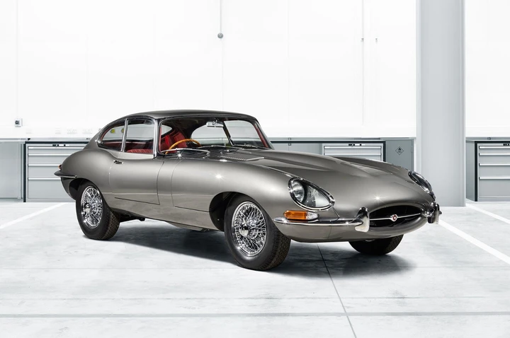 Jaguar E-Type Series 1 Reborn: immagini ufficiali