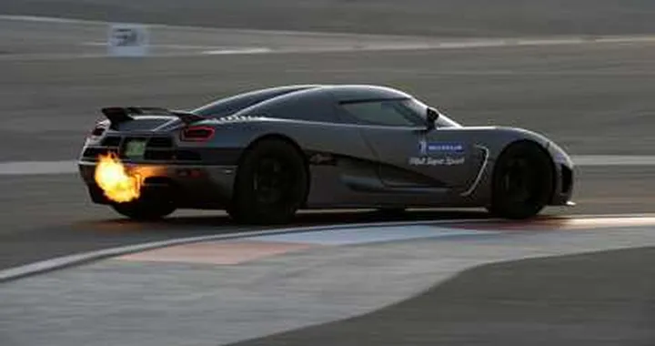 Michelin Pilot Super Sport in prova a Dubai: il video