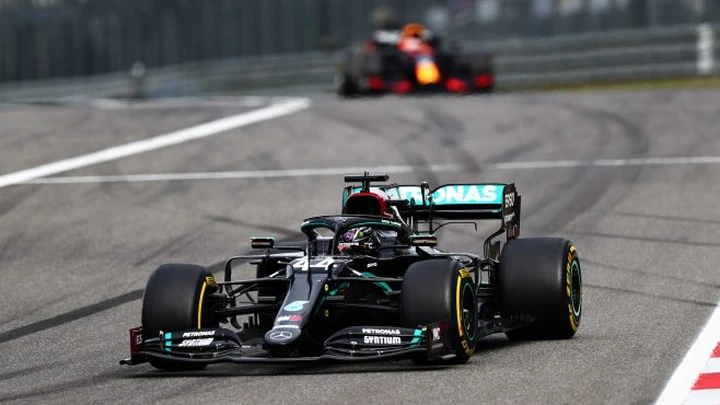 Formula 1: Hamilton vince il GP dell’Eifel ed entra nella storia
