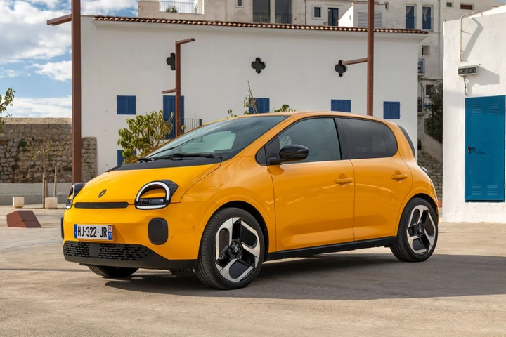 Renault Twingo E-Tech Electric: city car elettrica da 19.500 euro