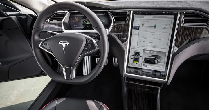 Tesla: futura acquisizione da parte di Apple?