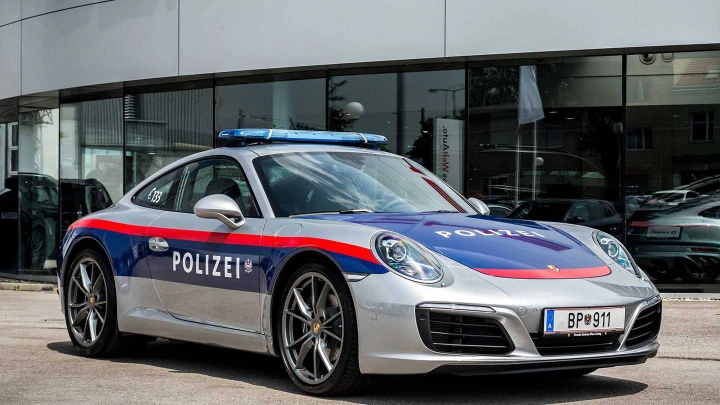 Porsche 911, un nuovo esemplare per la Polizia austriaca