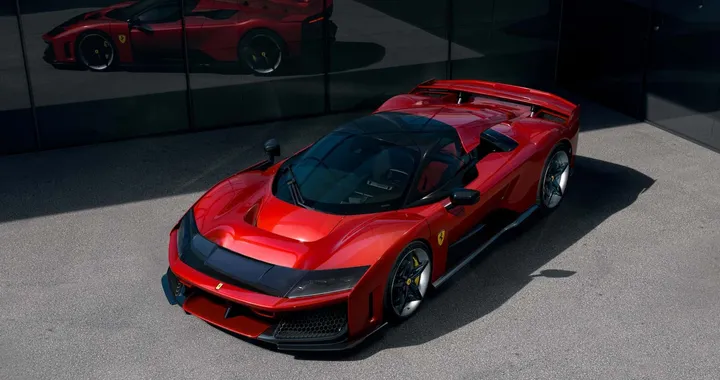 Ferrari F80: bolide ibrido da 1200 CV, la più potente e costosa di sempre