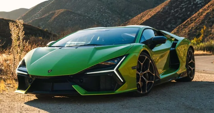Lamborghini: niente EV Lanzador, due nuovi modelli nel 2026