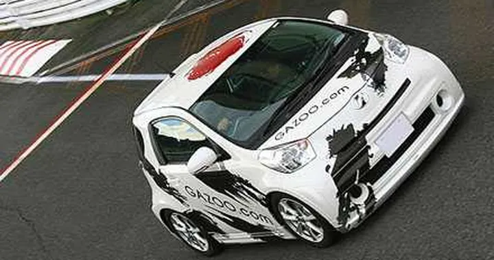 Super sportiva e super lussuosa: i mille volti della Toyota iQ