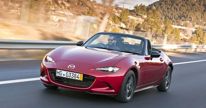 Mazda MX-5: nuove foto e dati tecnici ufficiali