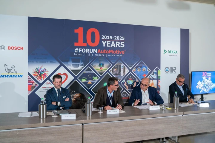 Mercato auto europeo in crisi: da Automotive Forum appello a Bruxelles