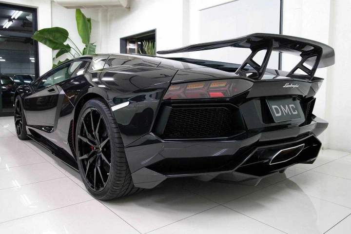 Lamborghini Aventador by Autoproject-D e DMC