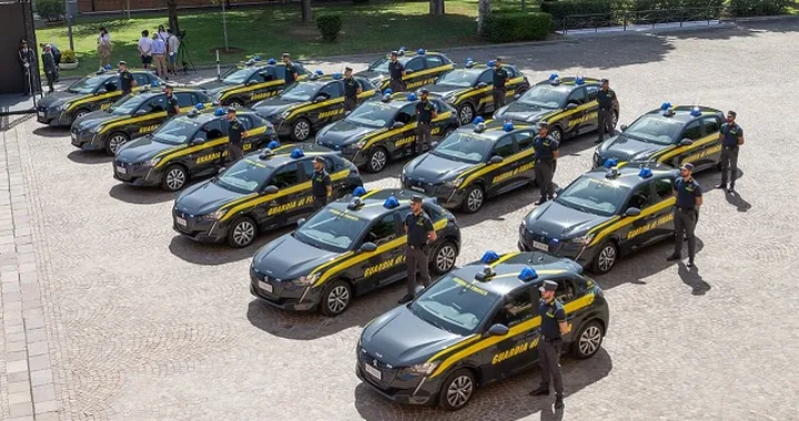 Peugeot e-208: 30 nuove unità per la Guardia di Finanza