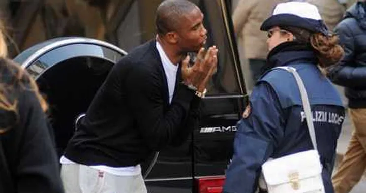 Eto'o multato a Milano. Protesta ma poi paga
