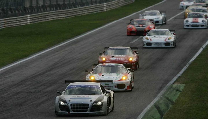 Audi R8 LMS