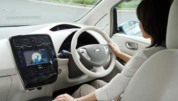 Nissan Leaf: 200 esemplari per gli Usa