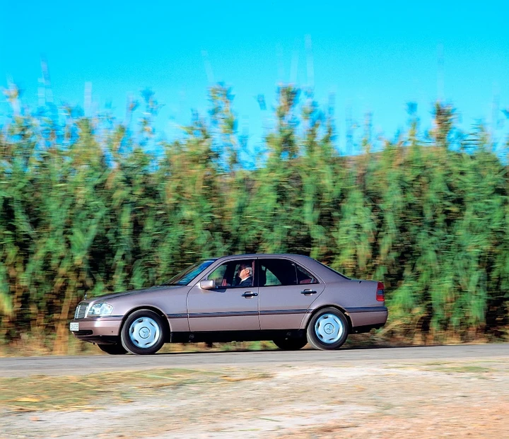 Mercedes-Benz Classe C W202