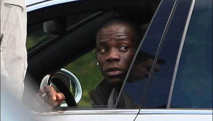 Balotelli: distrutta a Manchester la sua Audi R8