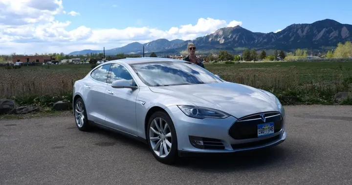 Tesla Model S comprata usata a 11.000 euro: un vero affare