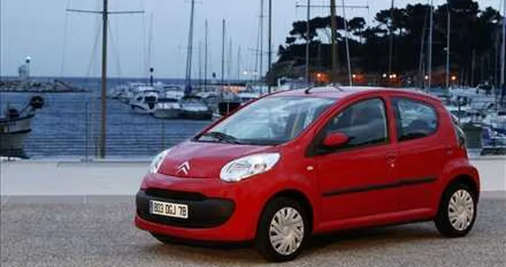 Peugeot pronta a richiamare 100.000 auto