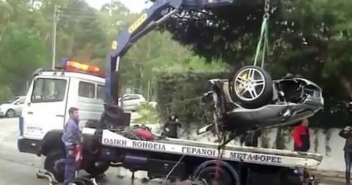 Incidente Ferrari F430: come ha fatto a uscire illeso?