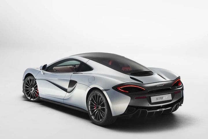 McLaren 570GT: immagini ufficiali