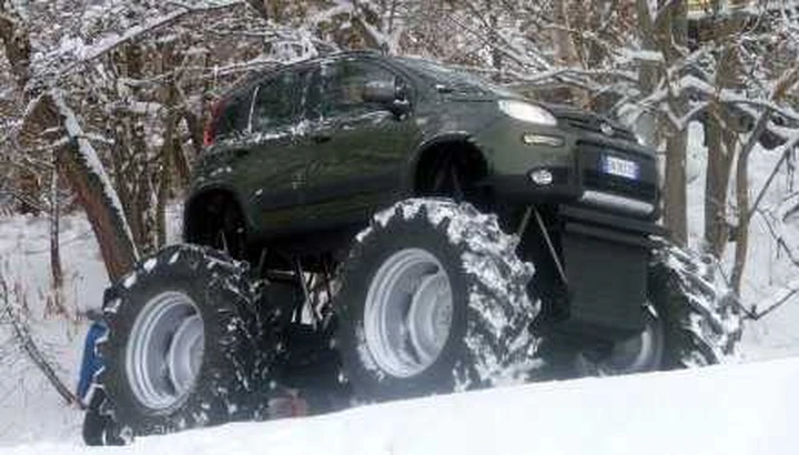 Fiat Panda 4x4 Bigfoot: mostruosa!