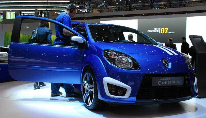 Lo stand Renault al Salone di Ginevra 2010