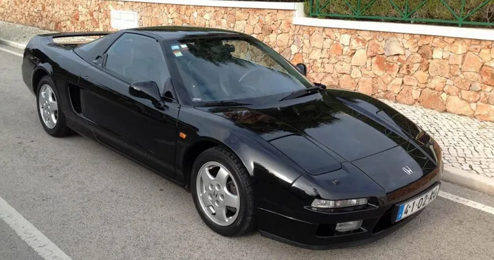 Honda NSX: all’asta un esemplare guidato da Senna