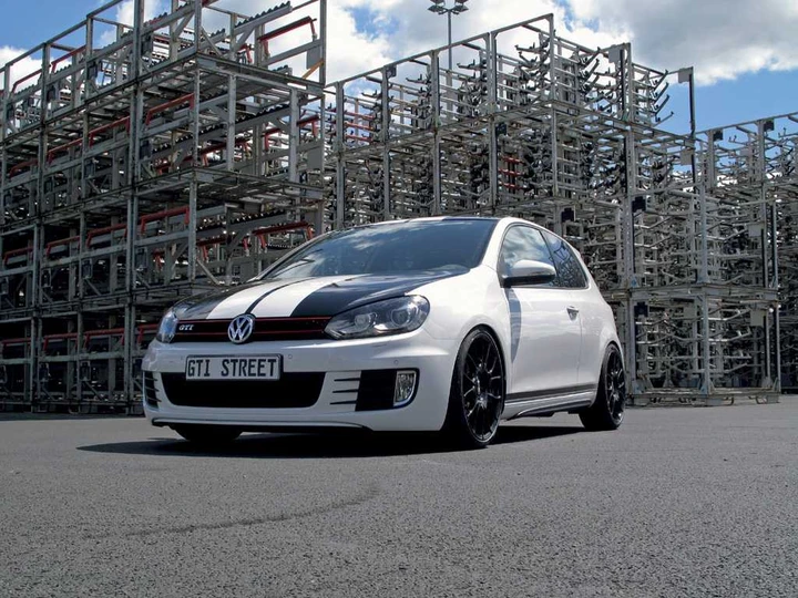 Volkswagen Golf GTI Street