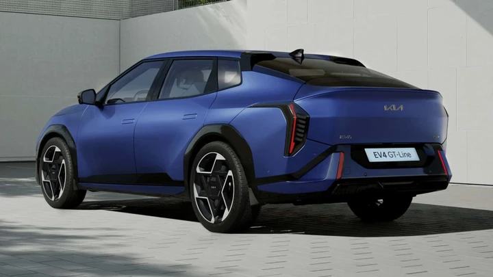 Kia EV4: la berlina che unisce sportività, lusso e mobilità green