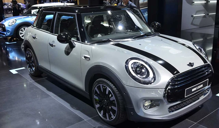 Nuova Mini 5 porte: il debutto a Parigi 2014