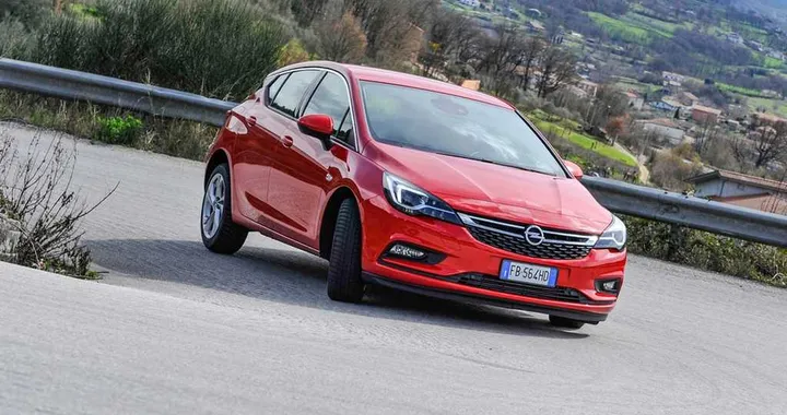 Opel: arriva la Astra 1.6 BiTurbo diesel con SCR