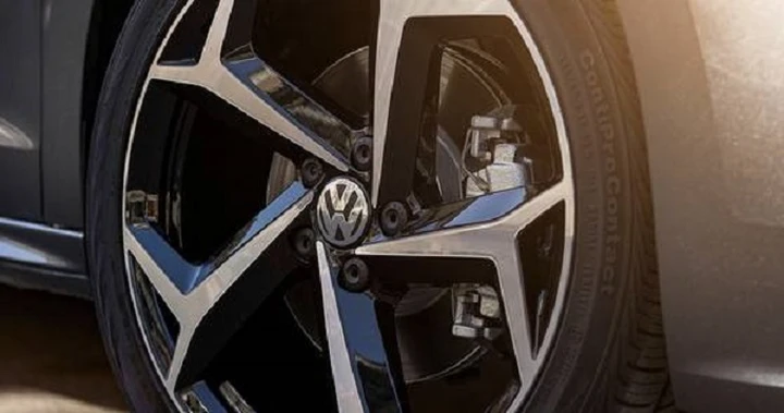 Volkswagen Passat: il teaser del cerchio in lega