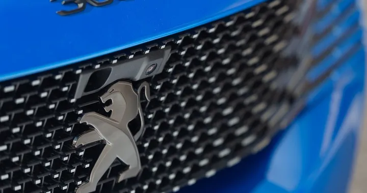 Peugeot 3008 2023: le caratteristiche del nuovo suv elettrico