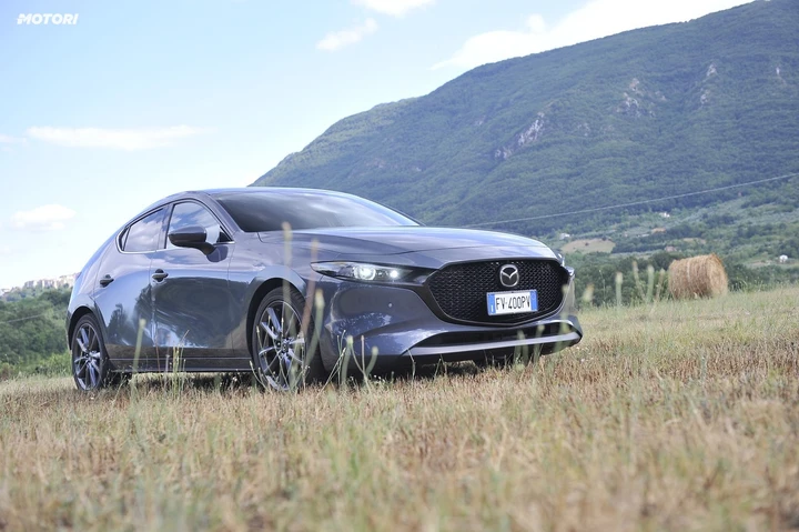 Mazda 3 2019: la prova su strada