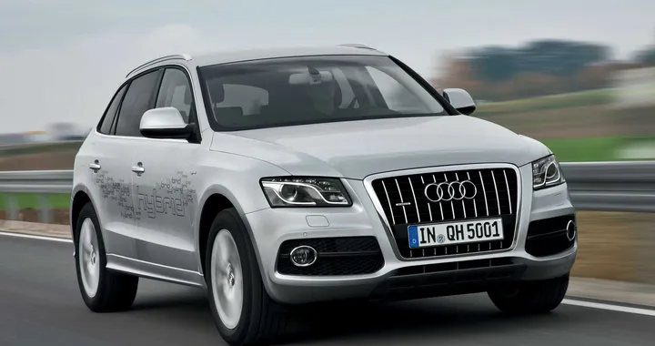 Audi Q5 Hybrid Quattro: ibrida all'avanguardia