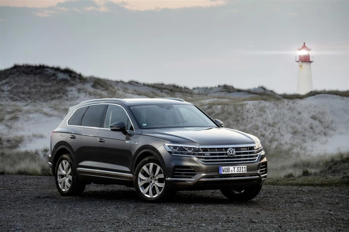 Volkswagen Touareg 4.0 V8 TDI 2019: immagini ufficiali