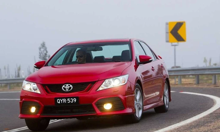 Toyota Aurion