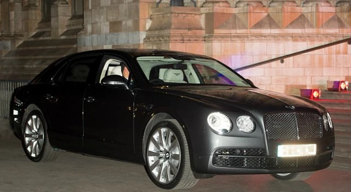 Bentley Flying Spur blindata per William e Kate
