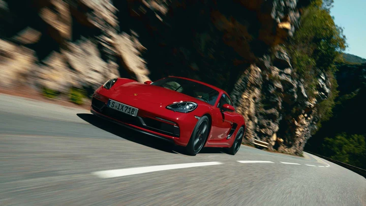 Porsche Cayman GTS e GT4 4.0: avranno anche il cambio automatico
