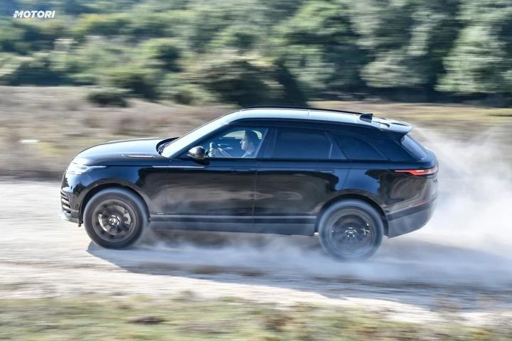 Range Rover Velar D275 R-Dynamic S: la prova su strada