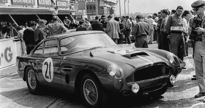 Aston Martin DB4 GT Continuation: in arrivo 25 esemplari della storica sportiva