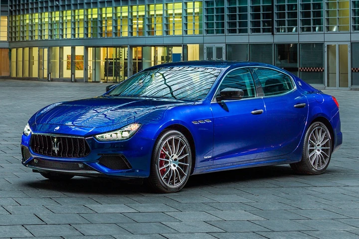 Nuova Maserati Ghibli 2018: restyling tecnologico e di sostanza