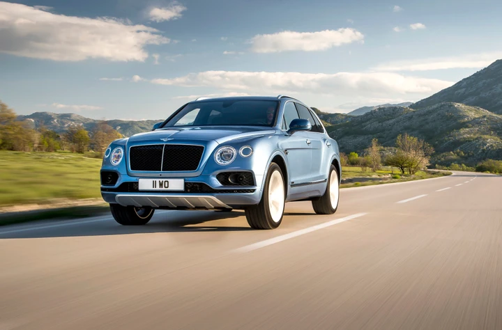Bentley Bentayga Turbodiesel: potenza triturbo