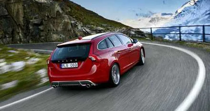 Volvo S60 e V60 R-Design, sportiva sotto