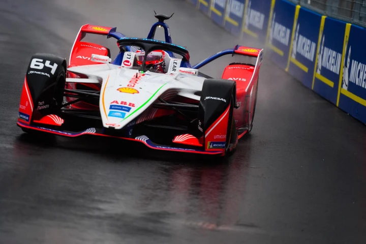 Formula E: la Mahindra parte bene nella nuova stagione
