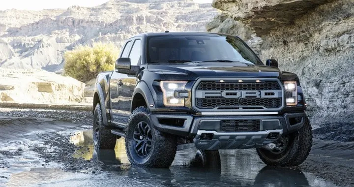 Ford F-150 Raptor SuperCrew al Salone di Detroit 2016