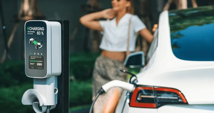 Accordo Motus-E e Unem: colonnine di ricarica nelle stazioni carburanti