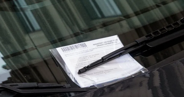 Falsi postini e multe inesistenti: la nuova truffa