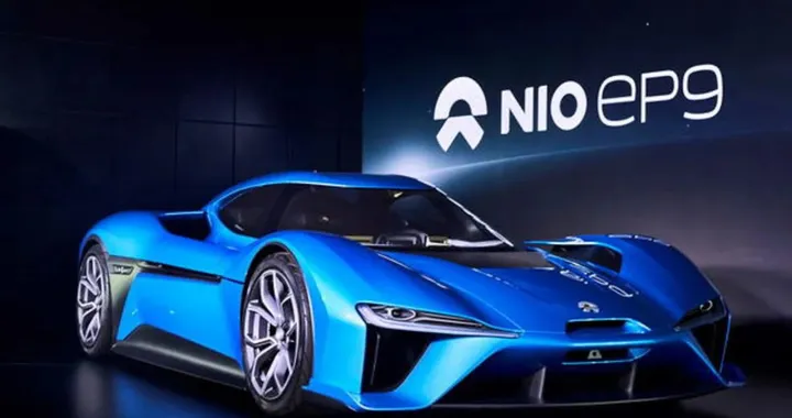 Asta record per Nio EP9: venduta l'auto elettrica da 1360 CV