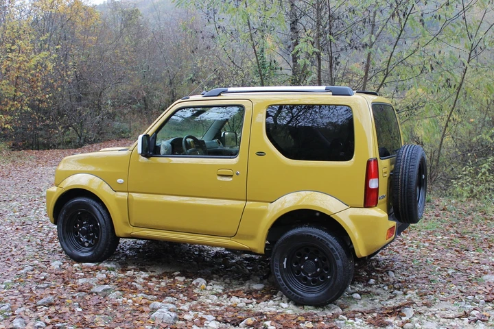 Suzuki Jimny Shin Sei - prova su strada
